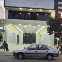 مغازه ۲۰۰ متری نو ساز دو طبقه دو بر دوطرفه