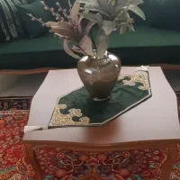 گلدان و گل