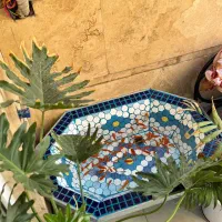 آبنما و حوض و منقل مجلل