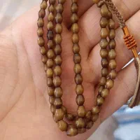 تسبیح داز کهنه کلکسیونی|کلکسیون اشیاء عتیقه|شیراز, پارک آزادی|دیوار