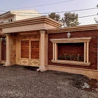 شاگرد سنگ کاری وکاشی کاری
