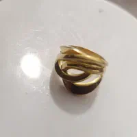 طلا با سه درصد