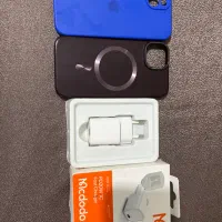 شارژر آیفون و دوعدد قاب آیفون ۱۳