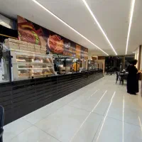 فرکار‌ظرفشور‌پیتزاشاورما‌زن‌ترکی