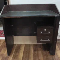 میز تحریر،میز پیشخوان