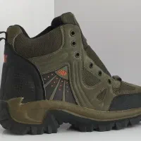 پوتین|کیف، کفش، کمربند|مهاباد (آذربایجان غربی), |دیوار