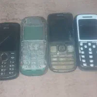 4عدد گوشی نیاز به تعمیر دارن