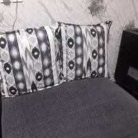 مبل ۵ نفره فوری   یدونه عسلی ۴۳۰۰ تشکر از دیوار