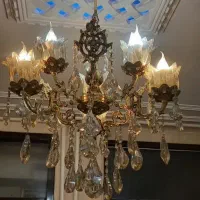 لوستر و آیینه شمعدون برنزی|لوستر و چراغ آویز|قم, شاه سید علی|دیوار