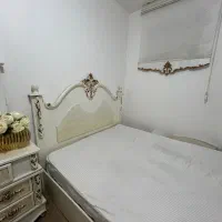 تخت و میز آرایش|تخت و سرویس خواب|گرمه, |دیوار