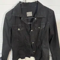 کت جین|لباس|یزد, |دیوار