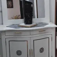 اینه و میز کنسول