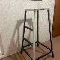 چهارپایه فلز