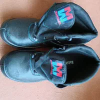 کفش کار ایمنی