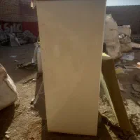 یک یخچال وفریزر|یخچال و فریزر|جرقویه, |دیوار