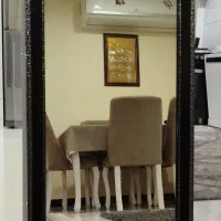 اینه قدی طول 63 عرض 48 خیلی تمیز م سالم