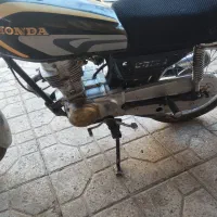 هندا 125|موتورسیکلت|خمینی‌شهر, |دیوار