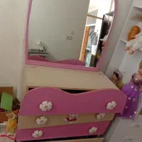 میز ارایش بچه گونه