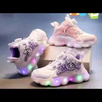 اتخدام فروشنده آقا