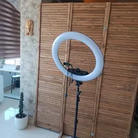 رینگ لایت بزرگ