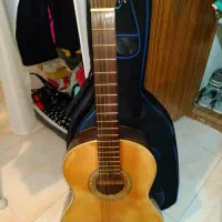 گیتار کلاسیک اسپانیایی اصل|گیتار، بیس، امپلیفایر|کیش, |دیوار