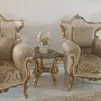 مبل ۷نفره با دو تا میزبان