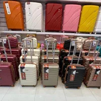 چمدان طرح ویکانتو دور عسلی ست تک جهیزیه عروس نشکن|کیف، کفش، کمربند|اصفهان, جویباره|دیوار