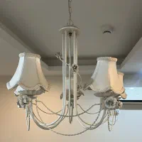 لوستر سفید نو