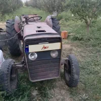 تراکتور باغی فرگسون ۲۴۰