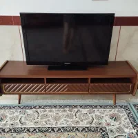 فروش مبل هفت نفره همراه با سه تخته فرش ۱۲ متری