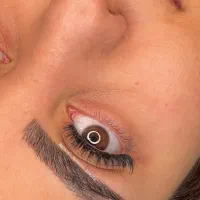 لیفت ابرو کاشت مژه