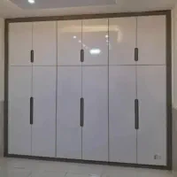 نصب انواع کابینت وکمددیواری