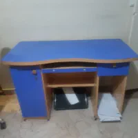 میز تحریر و میز کامپیوتر