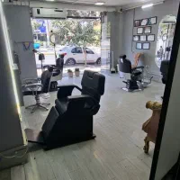 آرایشگرآقاوهنرجونیازمندیم.