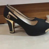 کفش مجلسی|کیف، کفش، کمربند|قم, شهر قائم|دیوار