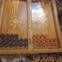 تخت نرد سالم قدیمی