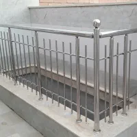 اولین نصاب خانم نرده استیل در ایران|خدمات پیشه و مهارت|قزوین, |دیوار