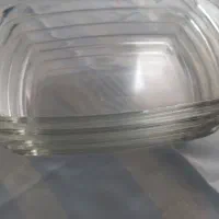 تعدادی ظروف بلور