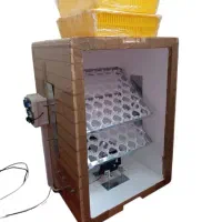 دستگاه جوجه کشی