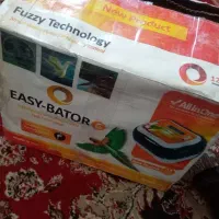 دستگاه جوجه کشی ایزی باتورشیش ۱۲ تایی|لوازم جانبی حیوانات|زابل, |دیوار