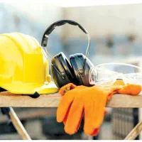 استخدام نیروی کار خانم و آقا