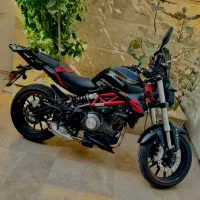 بنلی ۳۰۰ جفت