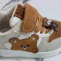 کفش بچگانه چسبی