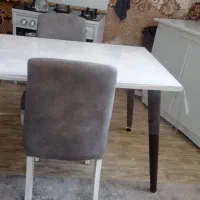 میز ناهارخوری ۴نفره با ۲عددصندلی