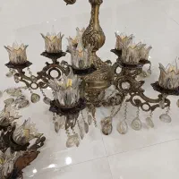 ۲ لوستر ۵ شاخه و ۲ دیوار کوب