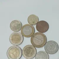 تعدادی سکه قدیمی