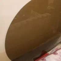 شیشه روی میز