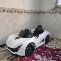 ماشین شارژی دوموتوره. کنترل دار فراری