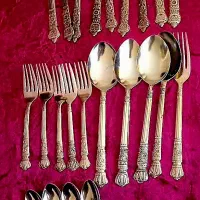 70 ساله  قاشق چنگال عتیقه ضخیم محکم زیبا|ظروف سرو و پذیرایی|تهران, والفجر|دیوار