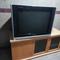 تلویزیون پاناسونیک ۳۴اینچ به همراه میز طبق تصویر